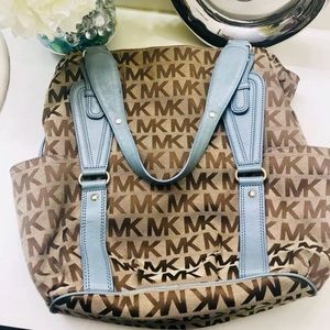 Michael Kors purse